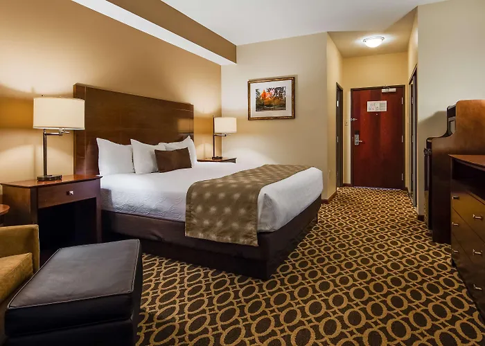 Western Paradise Hotel 3*