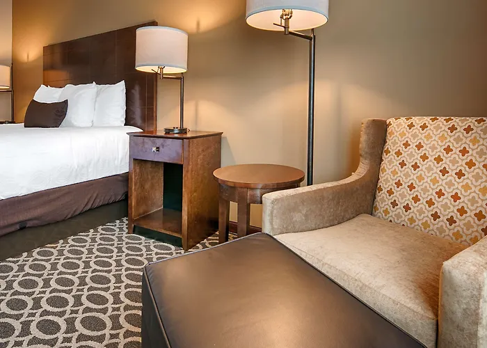 Western Paradise 3* Savoy