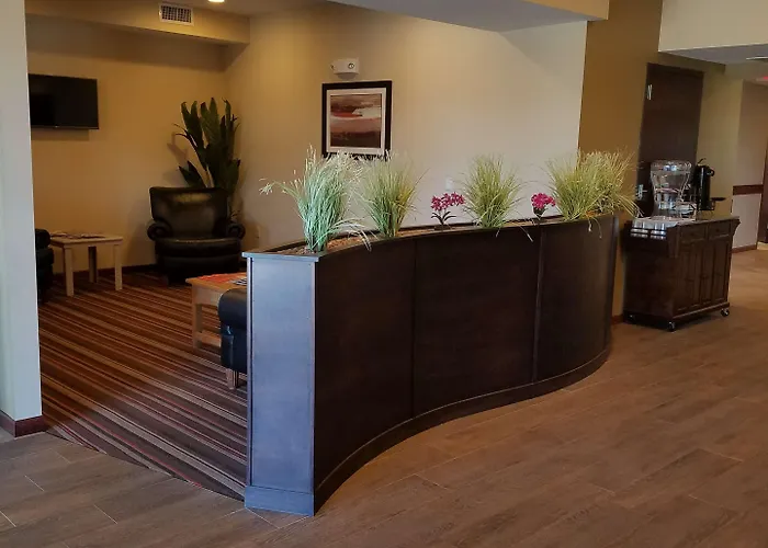 Western Paradise Hotel Savoy